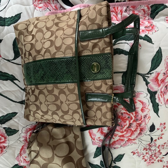 Coach bags - Picture 2 of 4